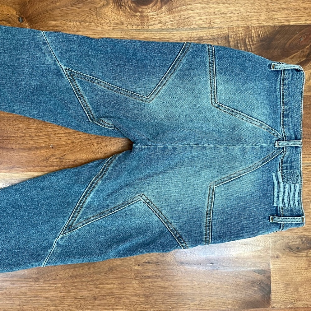 jeans